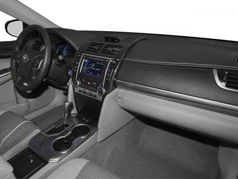 used 2014 Toyota Camry Hybrid car