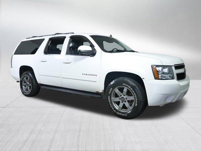 used 2013 Chevrolet Suburban car, priced at $8,400