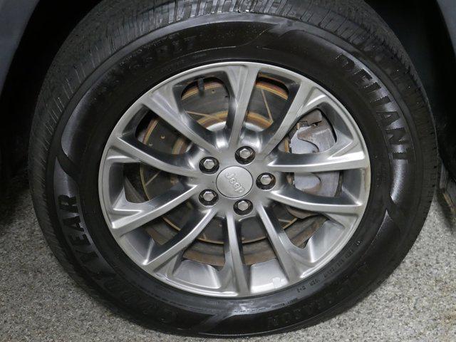 used 2019 Jeep Cherokee car, priced at $10,000