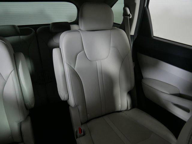 used 2023 Kia Sorento car, priced at $31,998