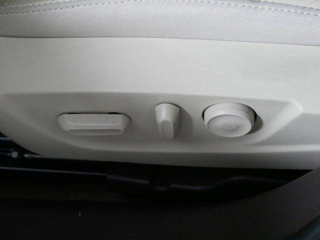 used 2013 Buick Regal car, priced at $8,997