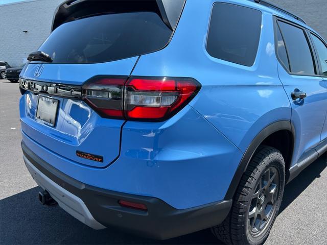new 2025 Honda Pilot car, priced at $51,305