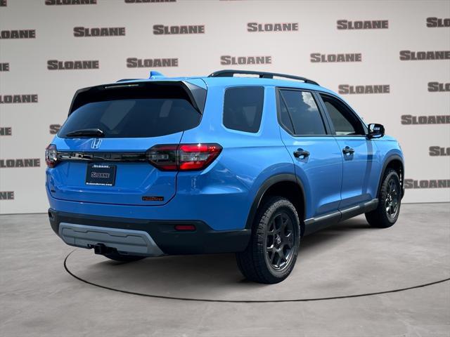new 2025 Honda Pilot car, priced at $51,305