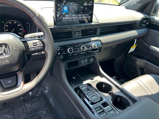 new 2025 Honda Pilot car, priced at $51,305