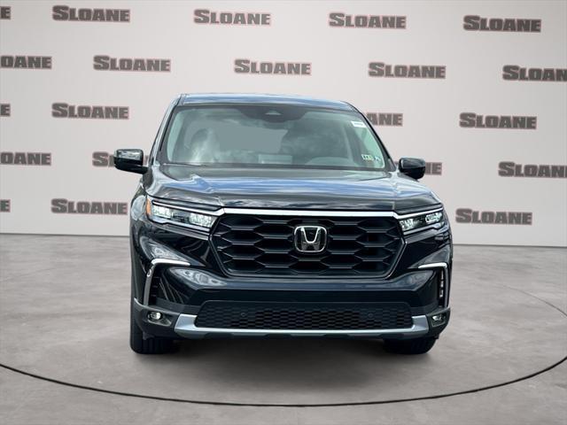 new 2025 Honda Pilot car, priced at $47,050