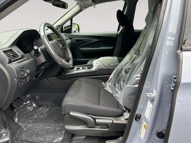 new 2025 Honda Ridgeline car, priced at $42,055