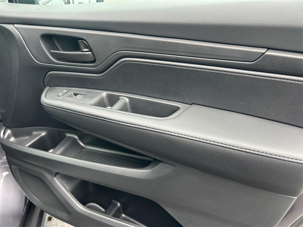 new 2026 Honda Odyssey car, priced at $44,280