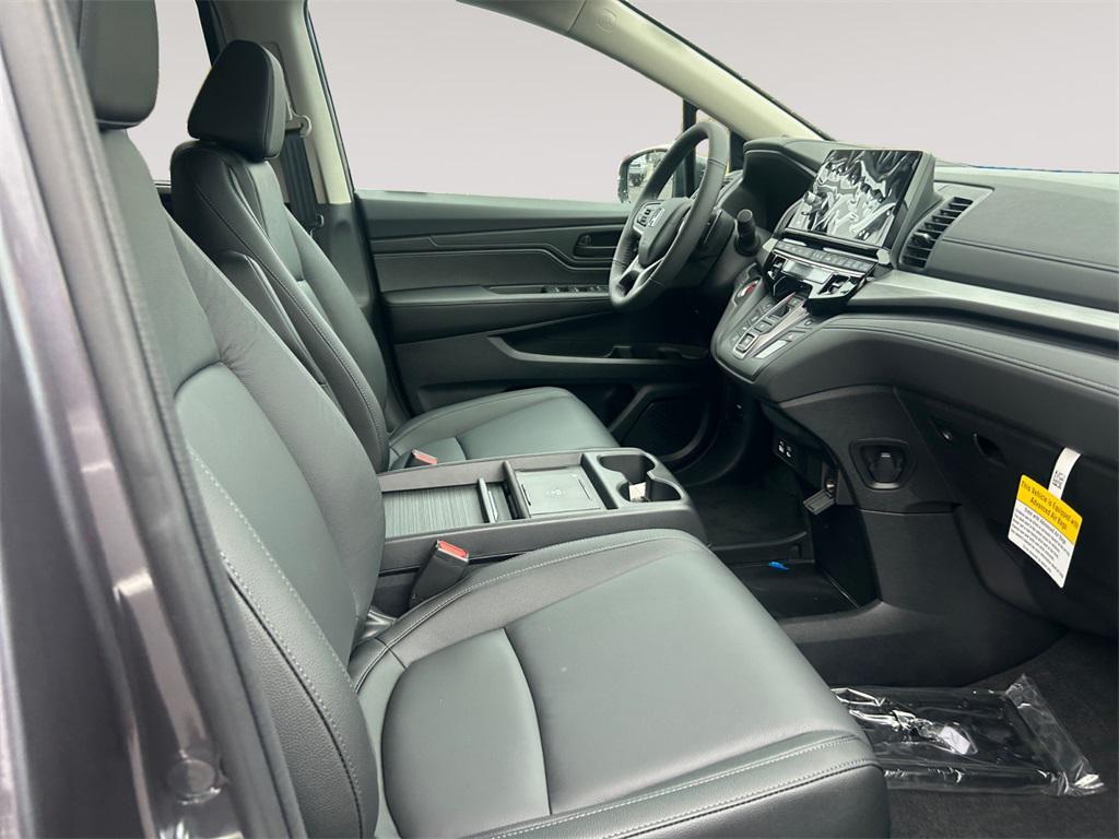 new 2026 Honda Odyssey car, priced at $44,280