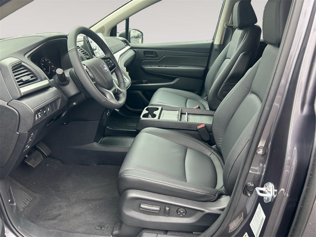 new 2026 Honda Odyssey car, priced at $44,280