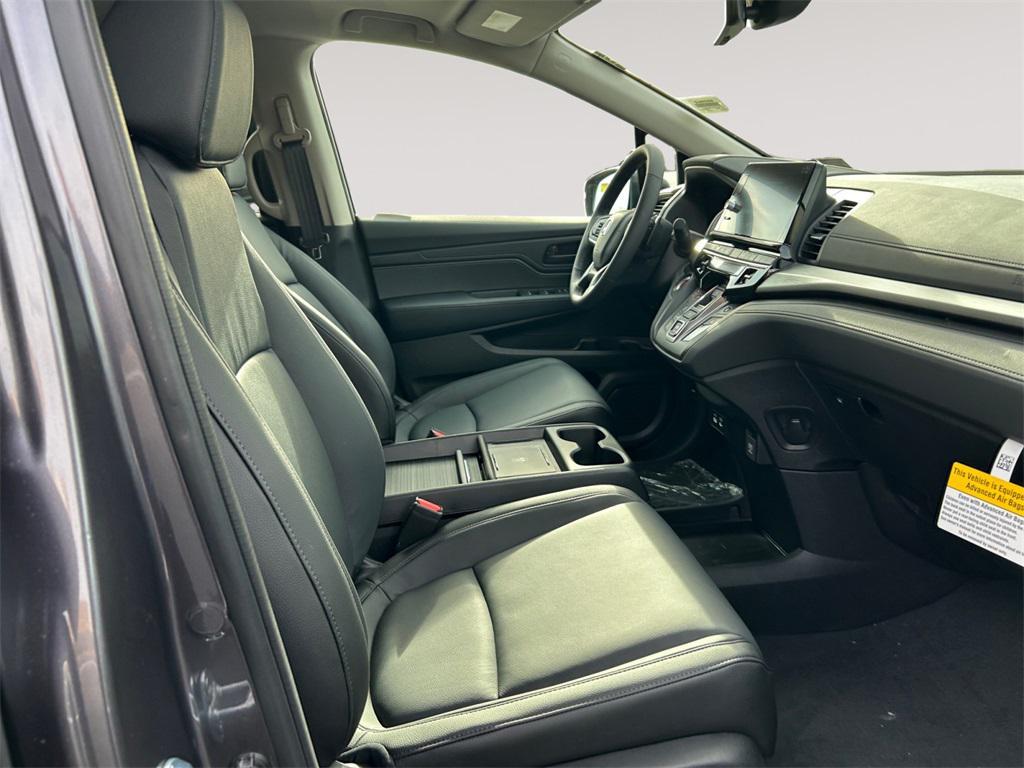 new 2026 Honda Odyssey car, priced at $44,290