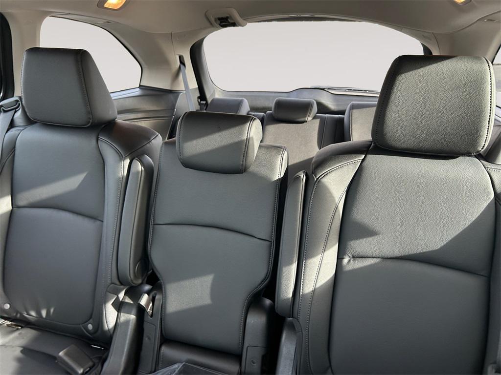 new 2026 Honda Odyssey car, priced at $44,290