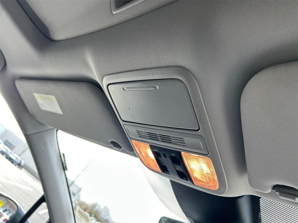 new 2026 Honda Odyssey car, priced at $44,290