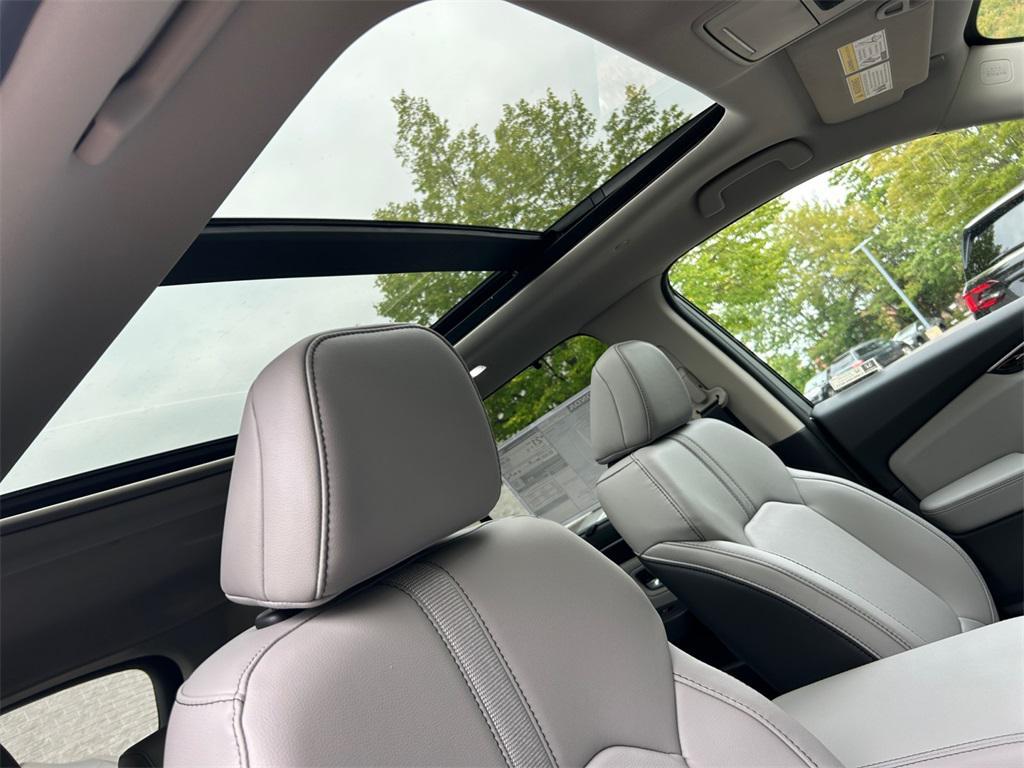 new 2025 Honda Pilot car, priced at $51,095