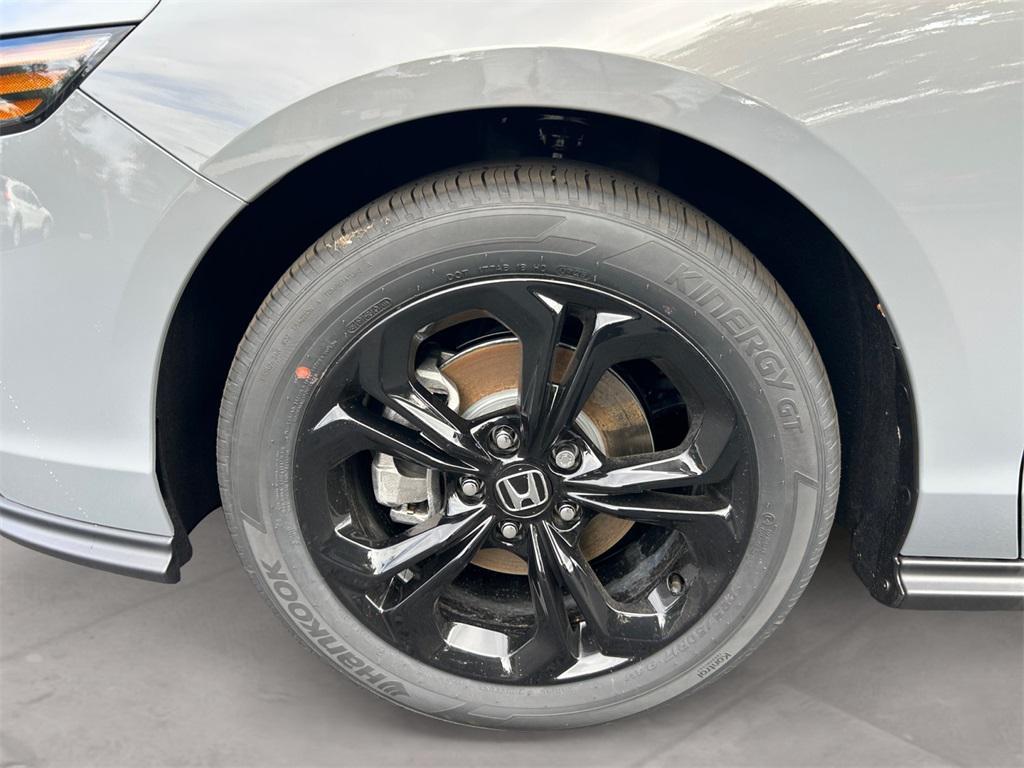 new 2025 Honda Accord car, priced at $32,165