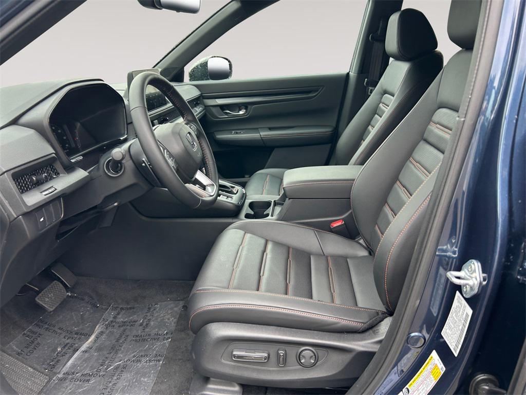 new 2026 Honda CR-V Hybrid car, priced at $41,675