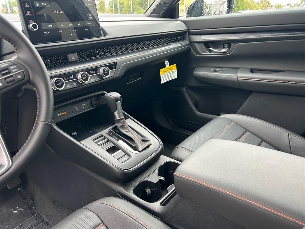 new 2026 Honda CR-V Hybrid car, priced at $41,675