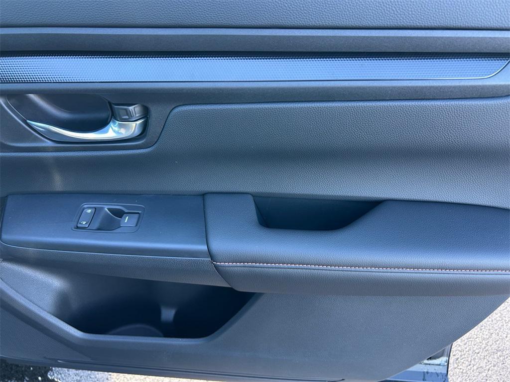 new 2026 Honda CR-V Hybrid car, priced at $41,675