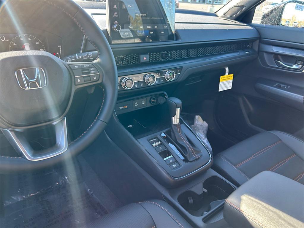 new 2026 Honda CR-V Hybrid car, priced at $41,675