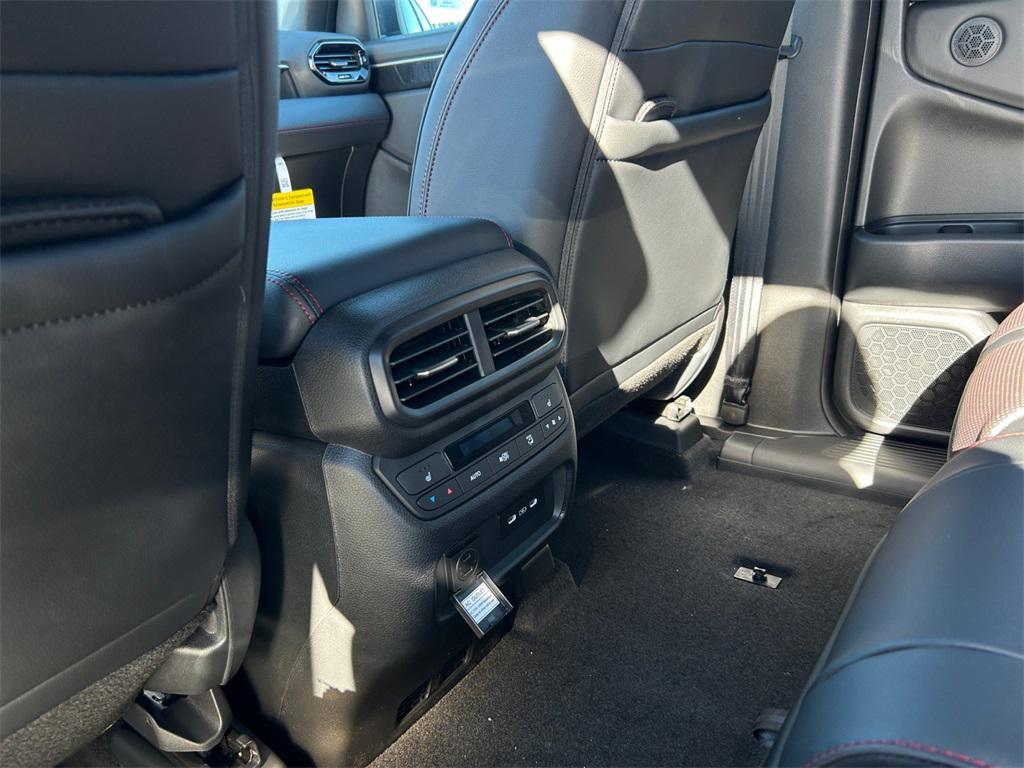 new 2025 Honda Pilot car, priced at $56,530