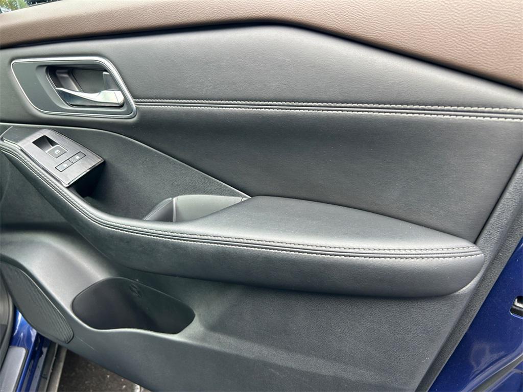 used 2023 Nissan Rogue car, priced at $27,999