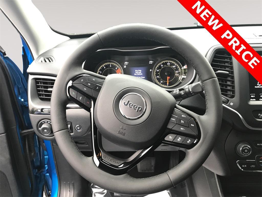 used 2023 Jeep Cherokee car, priced at $21,599