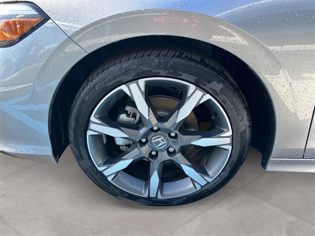 new 2025 Honda Civic Hybrid car, priced at $33,100