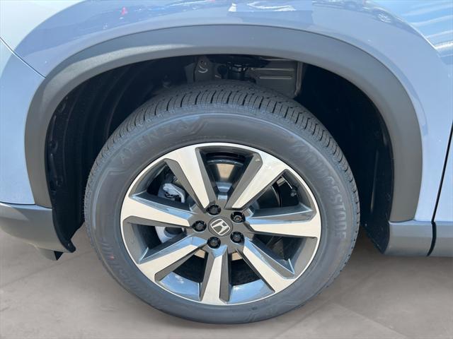 new 2025 Honda Pilot car, priced at $54,985