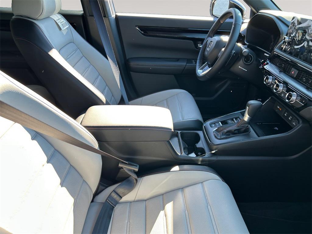 used 2026 Honda CR-V Hybrid car, priced at $40,999