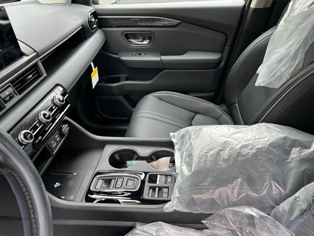new 2025 Honda Pilot car, priced at $54,530