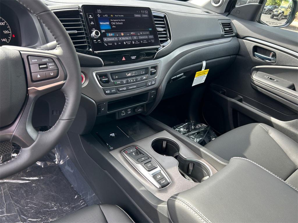 new 2025 Honda Ridgeline car, priced at $44,680