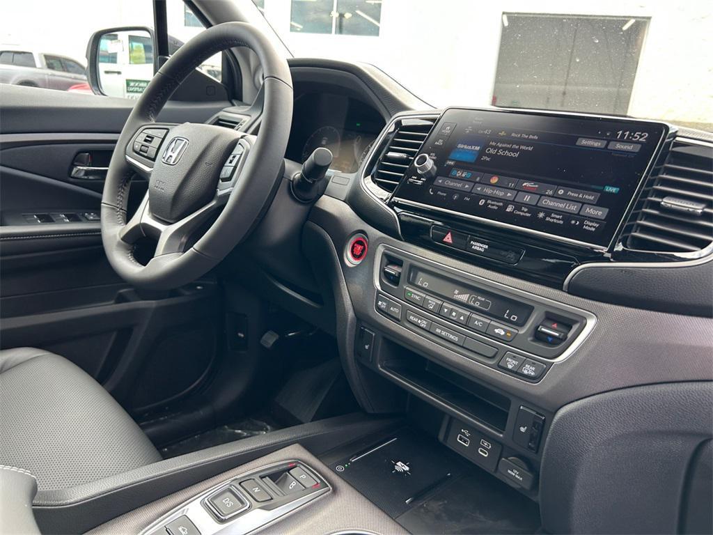 new 2025 Honda Ridgeline car, priced at $44,680