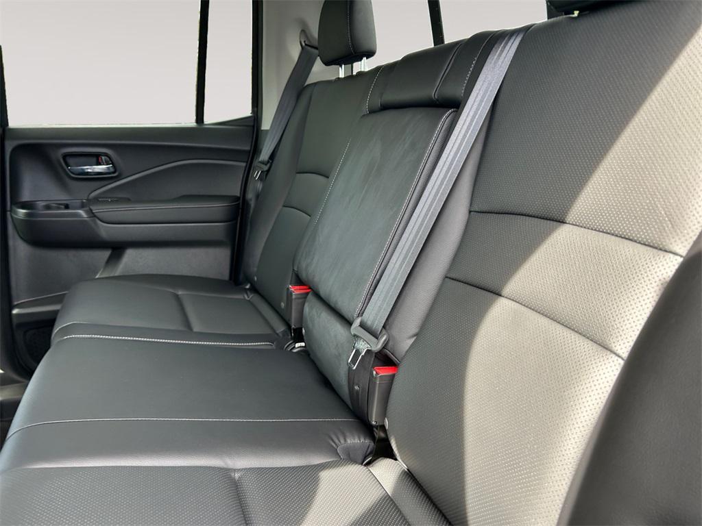 new 2025 Honda Ridgeline car, priced at $44,680