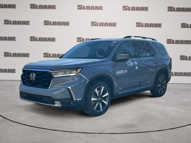 new 2025 Honda Pilot car, priced at $51,450