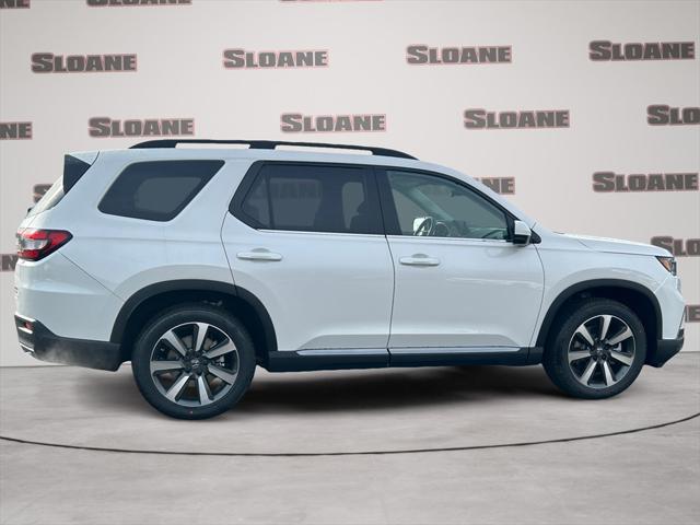 new 2025 Honda Pilot car, priced at $53,170