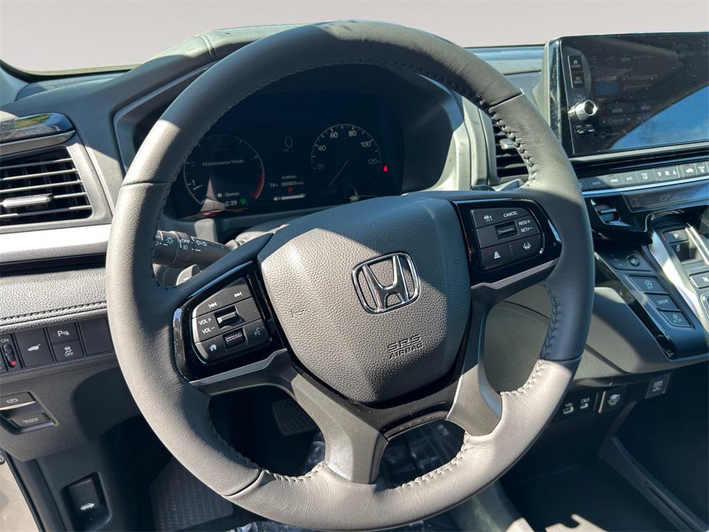 new 2026 Honda Odyssey car, priced at $48,990