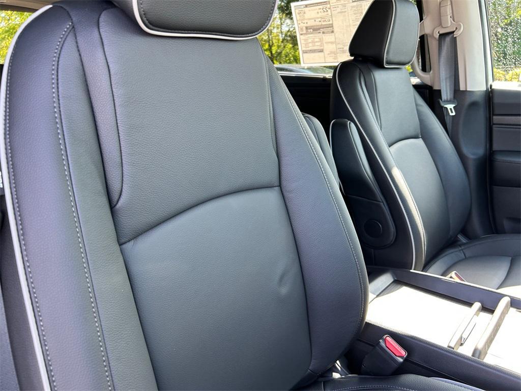 new 2026 Honda Odyssey car, priced at $48,990