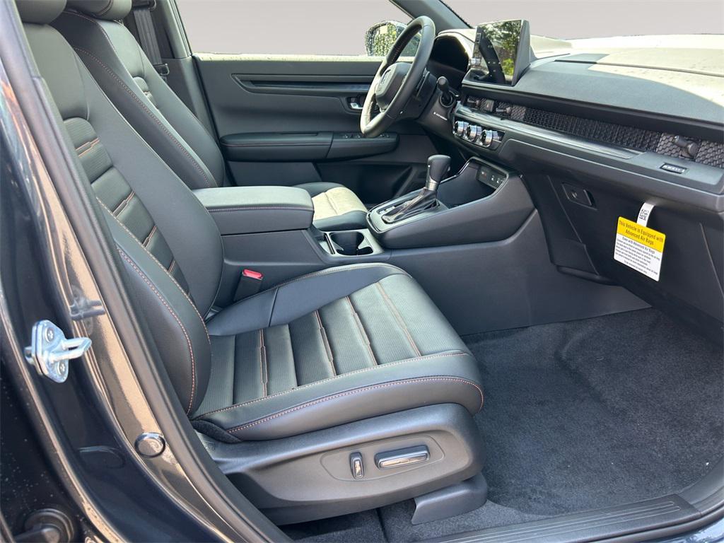 new 2026 Honda CR-V Hybrid car, priced at $41,675
