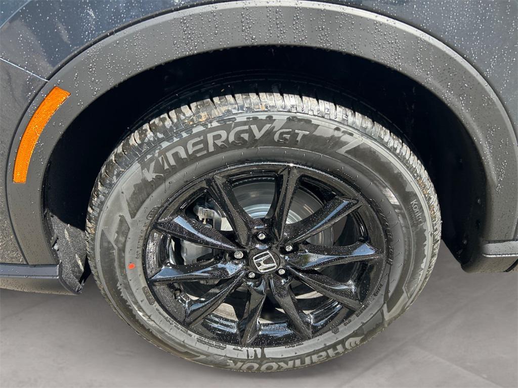 new 2026 Honda CR-V Hybrid car, priced at $41,675