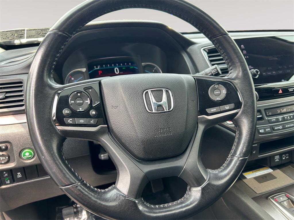 used 2022 Honda Pilot car, priced at $33,999