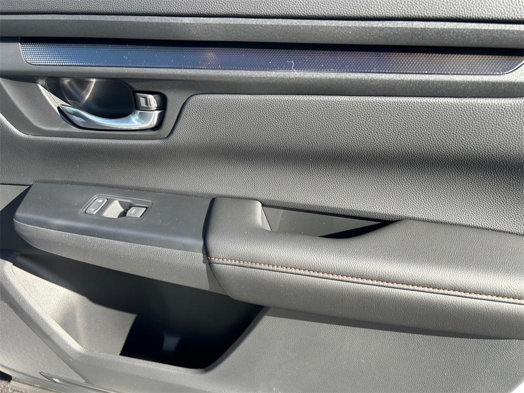 new 2026 Honda CR-V Hybrid car, priced at $42,130