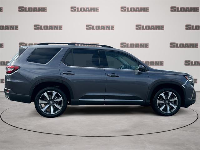 new 2025 Honda Pilot car, priced at $51,050