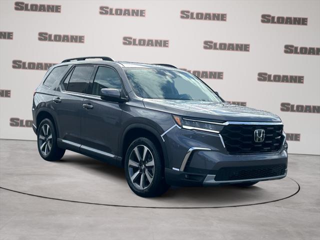 new 2025 Honda Pilot car, priced at $51,050