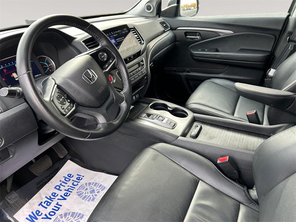 used 2021 Honda Pilot car, priced at $29,999