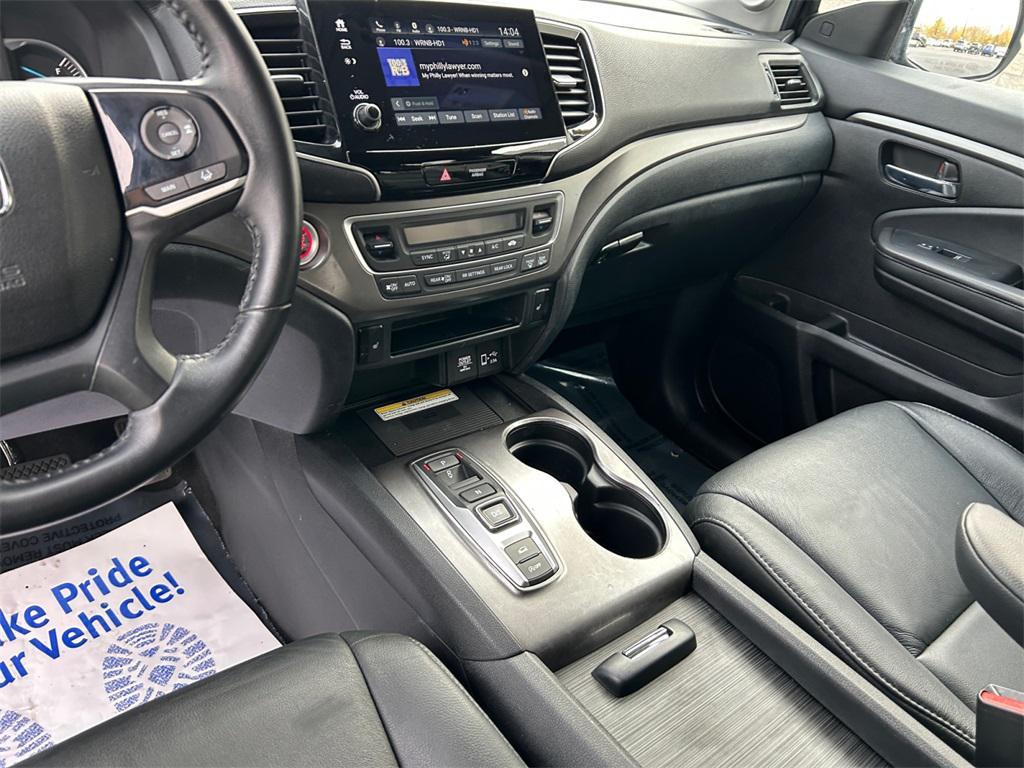 used 2021 Honda Pilot car, priced at $29,999