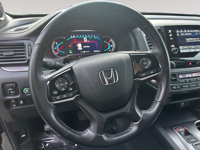 used 2022 Honda Pilot car, priced at $32,399