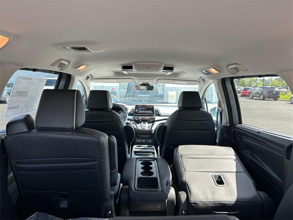 new 2026 Honda Odyssey car, priced at $48,990