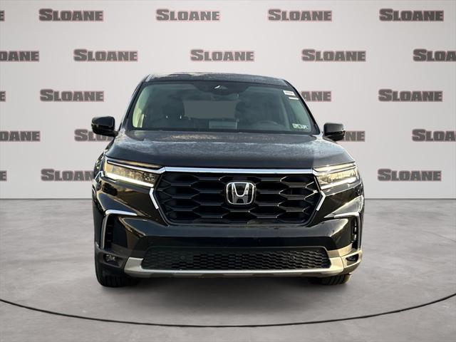 new 2025 Honda Pilot car, priced at $46,995