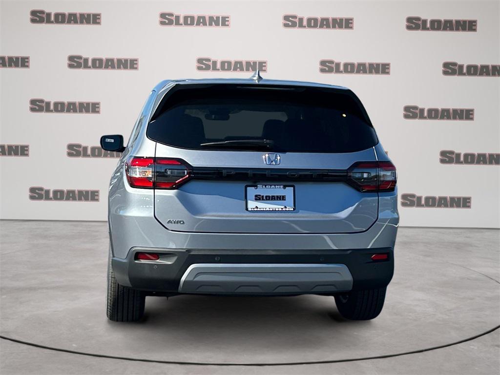 new 2025 Honda Pilot car, priced at $47,825