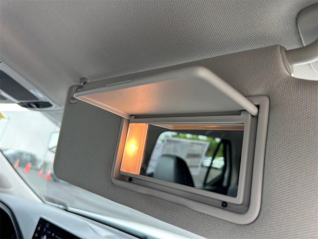 new 2025 Honda Pilot car, priced at $47,550