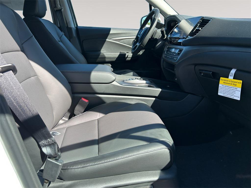 new 2025 Honda Ridgeline car, priced at $44,885